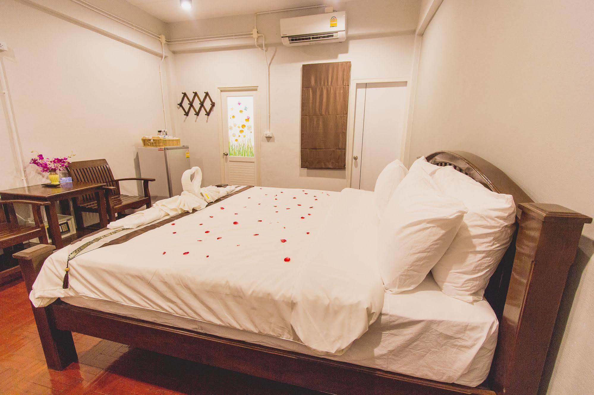 Sasima Bed And Breakfast Chiang Mai Exterior photo